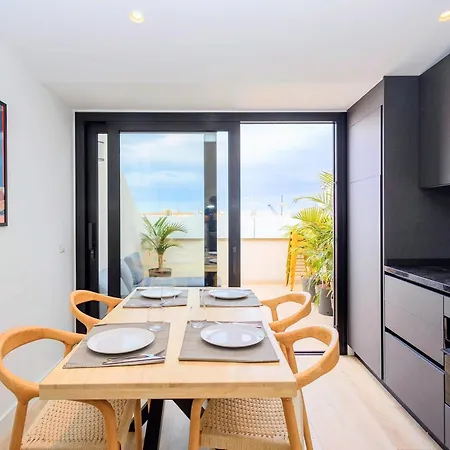 3br Portview Luxury Penthouse & Terrace 아파트 *