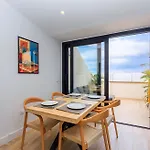 3br Portview Luxury Penthouse & Terrace Apartment *