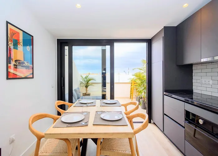 3br Portview Luxury Penthouse & Terrace Апартаменти *